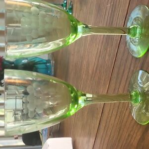 Uranium Desert Glasses